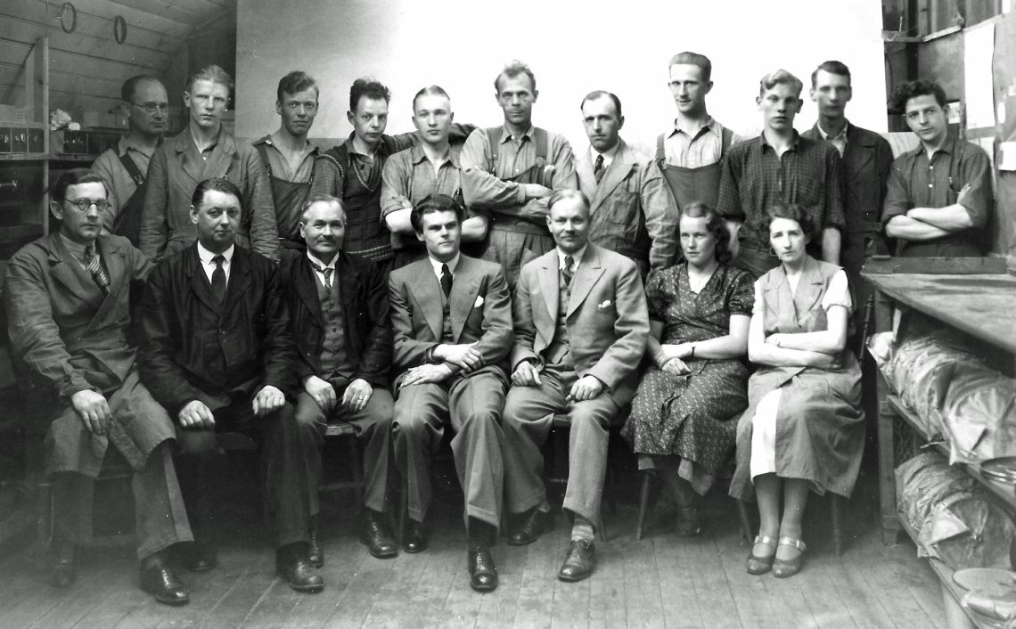 Personalen på Ramonafabriken Brännkyrkogatan i Stockholm ca 1936-38